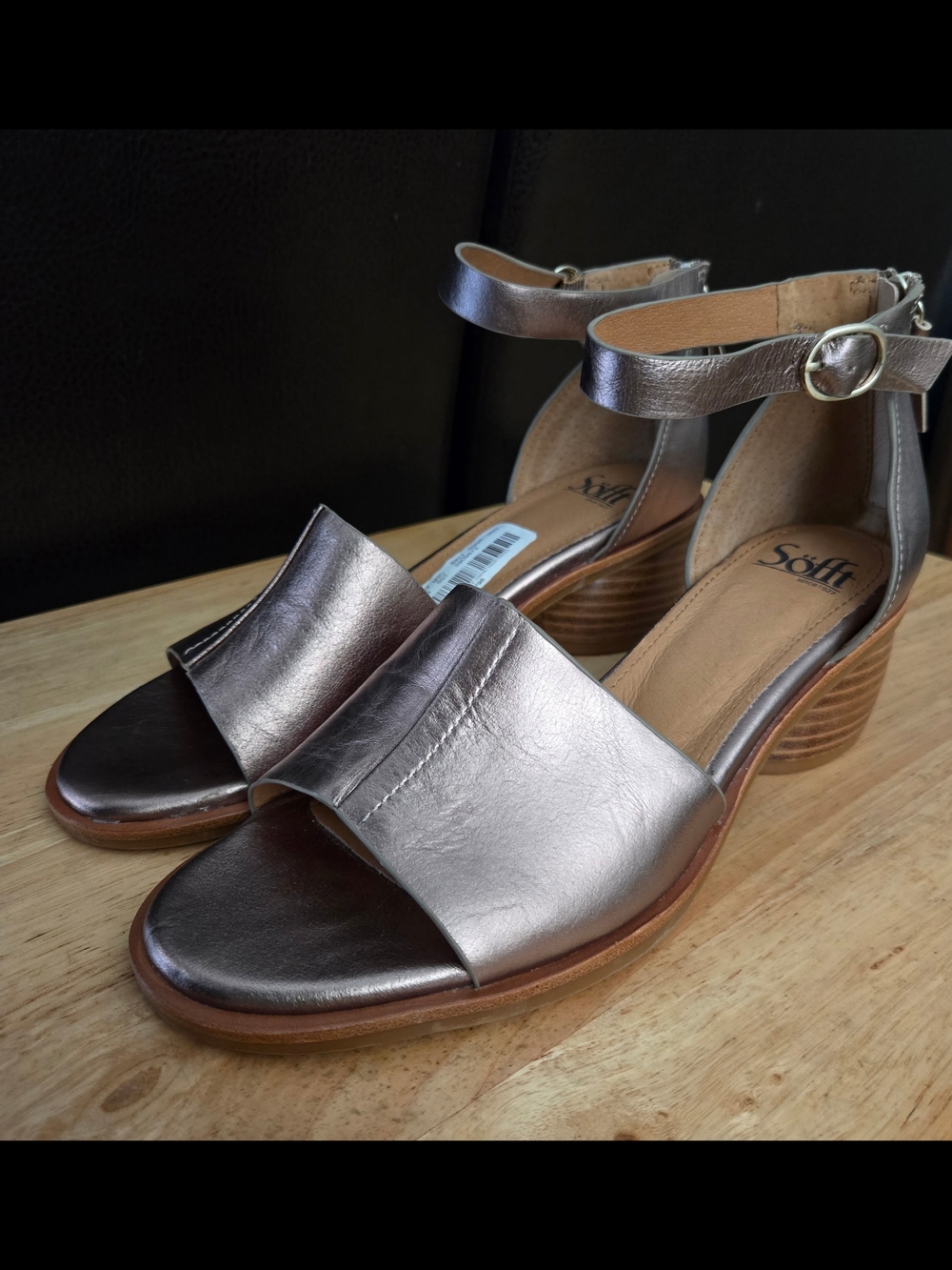Sofft Colby sandals in metallic bronze Size: 9 - Picture 2 of 9